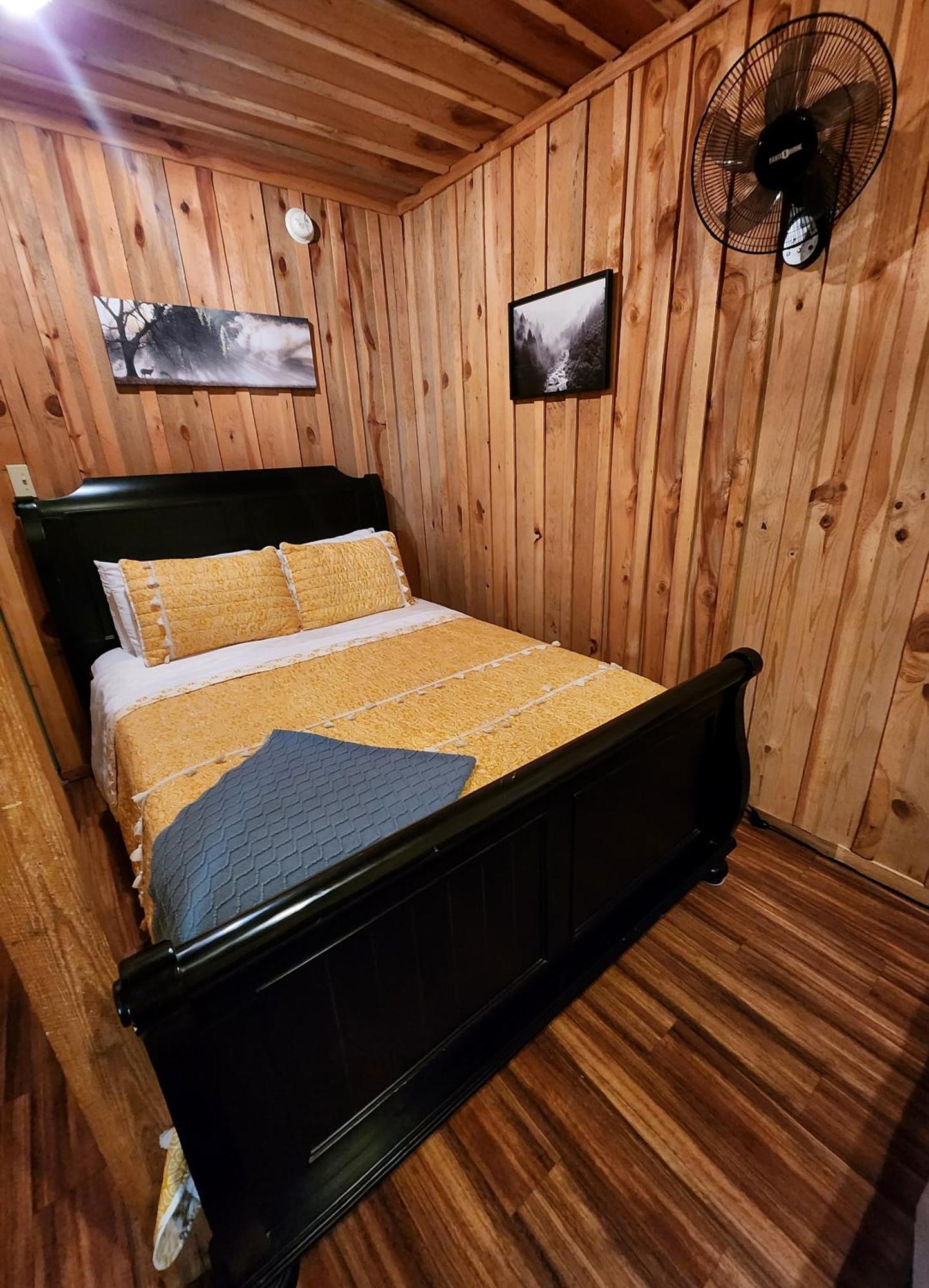 Unique Country Cabin Meets Farmhouse Modern!!! Mena Esterno foto