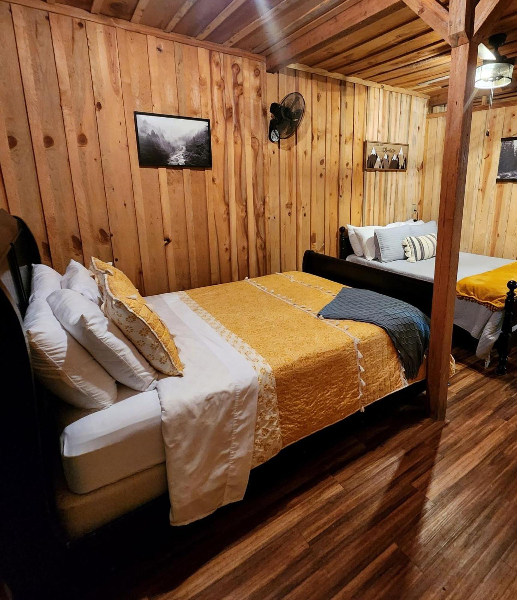 Unique Country Cabin Meets Farmhouse Modern!!! Mena Esterno foto