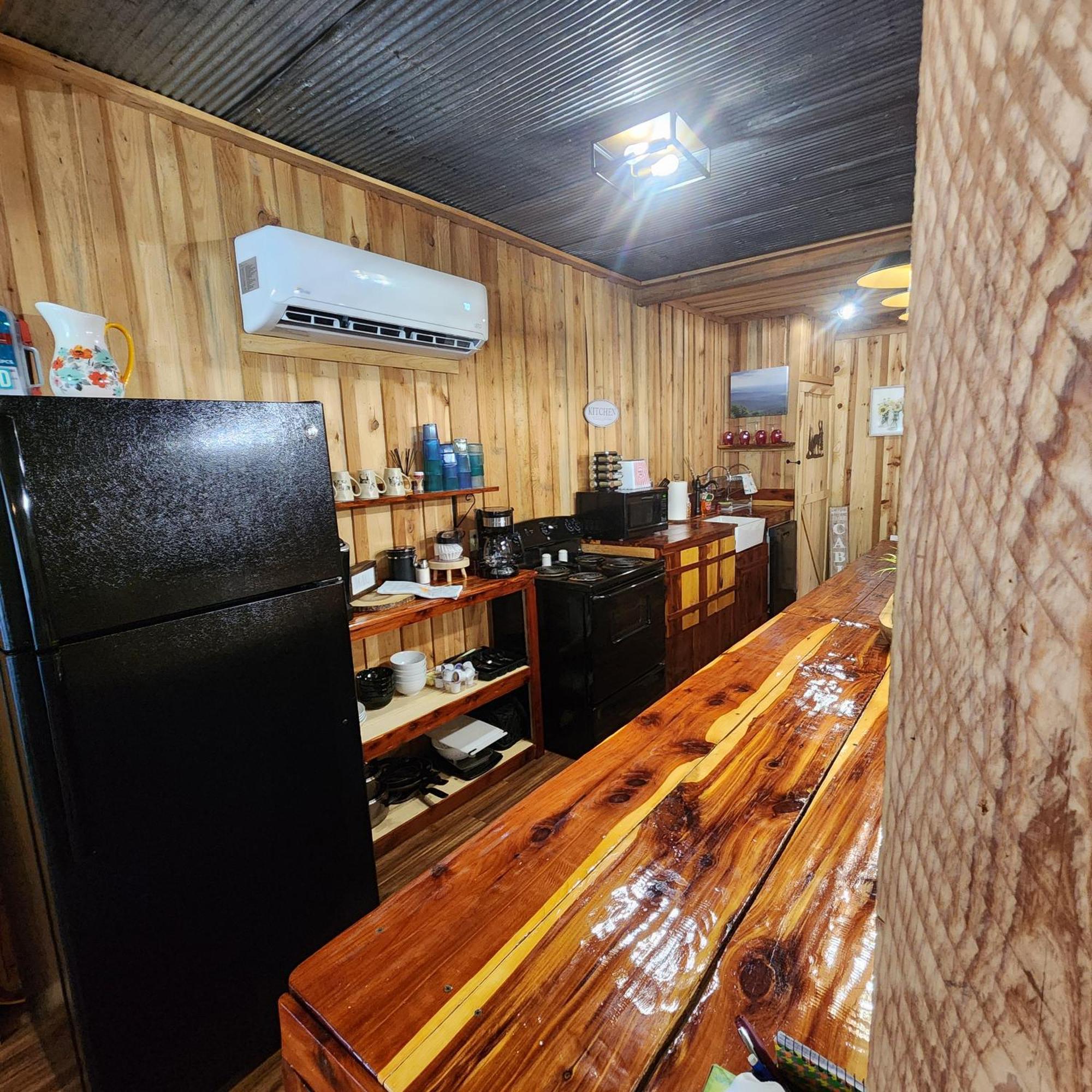 Unique Country Cabin Meets Farmhouse Modern!!! Mena Esterno foto