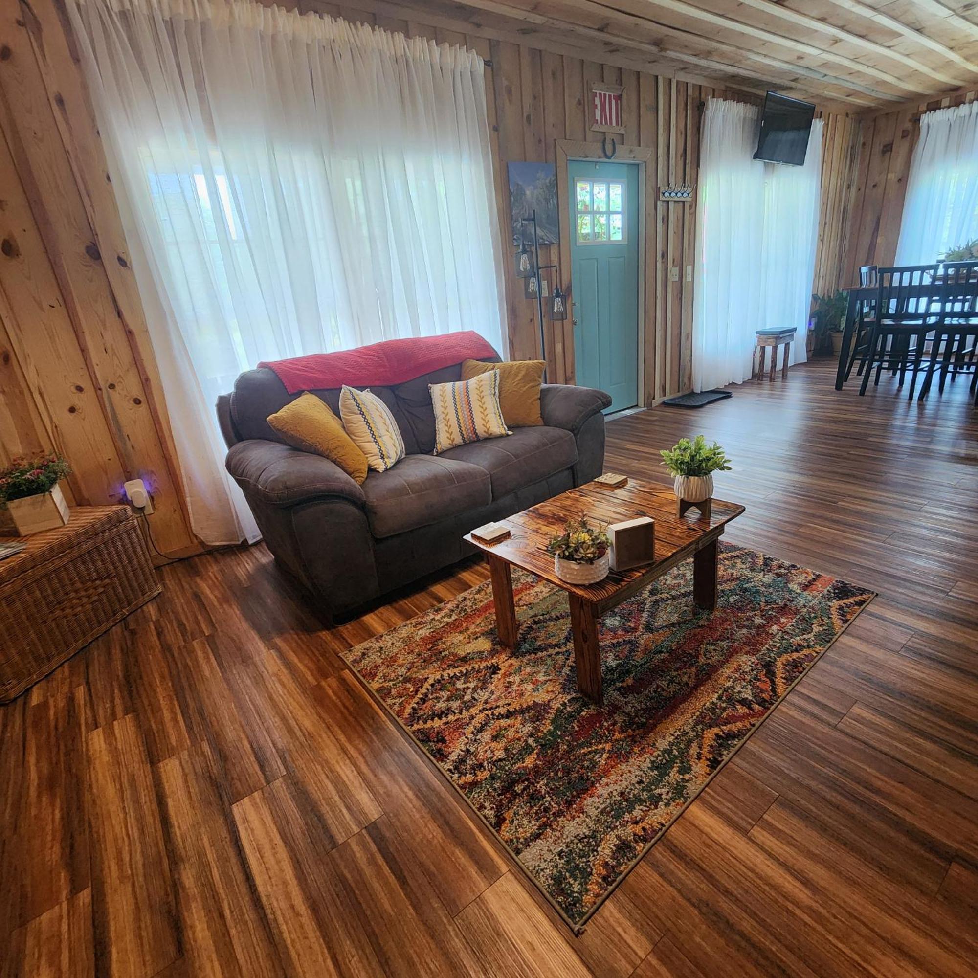 Unique Country Cabin Meets Farmhouse Modern!!! Mena Esterno foto