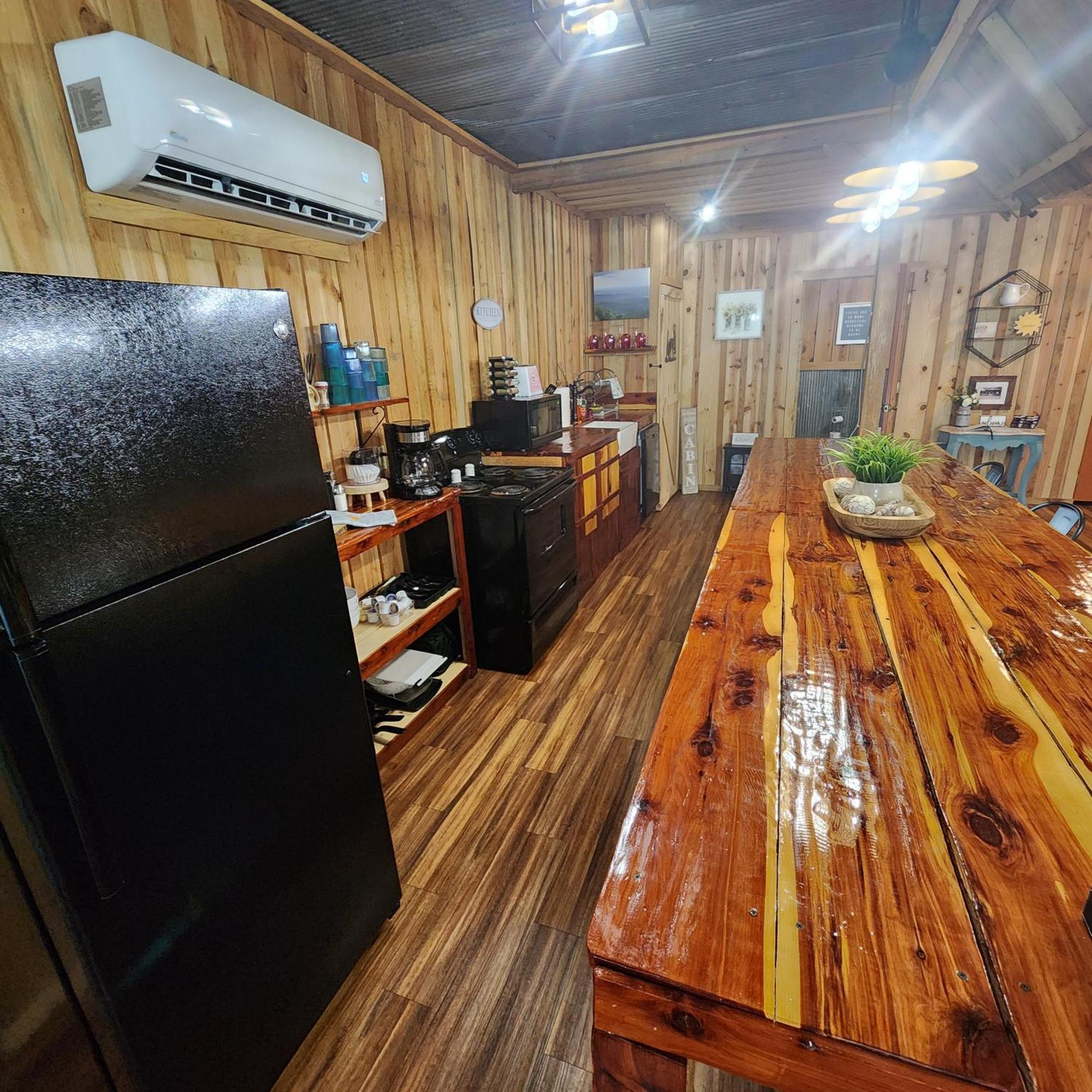 Unique Country Cabin Meets Farmhouse Modern!!! Mena Esterno foto